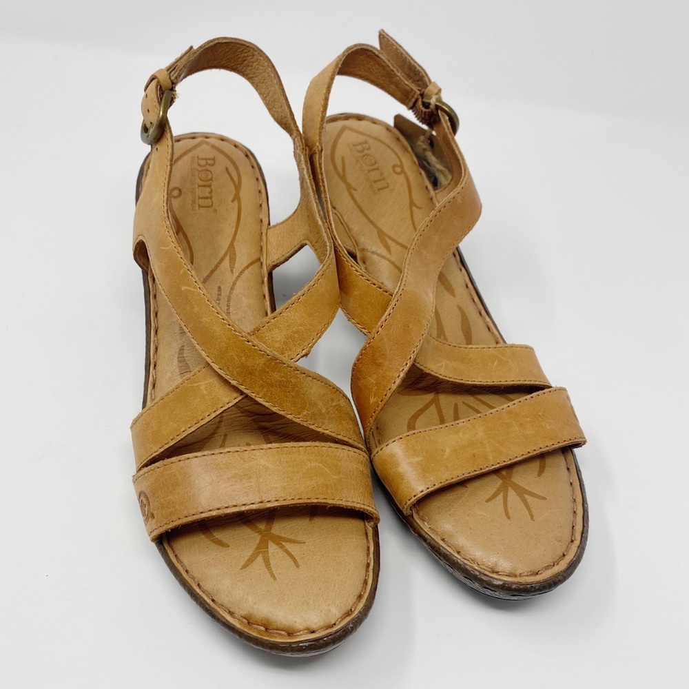 Born Wedges NWT Sz 10